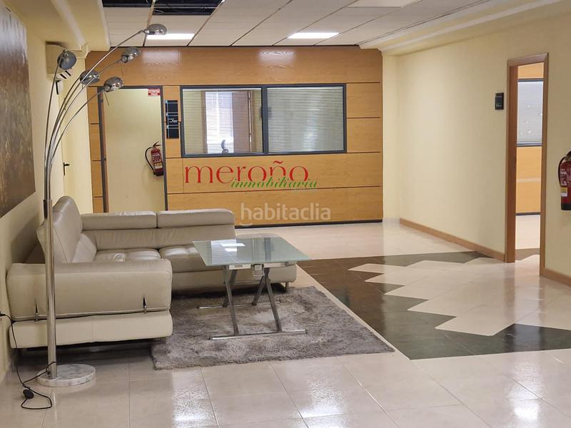 Foto 2c211496-e0f8-4dcc-9585-8c1c15999599. Rent office space in San Crispín Elche / Elx