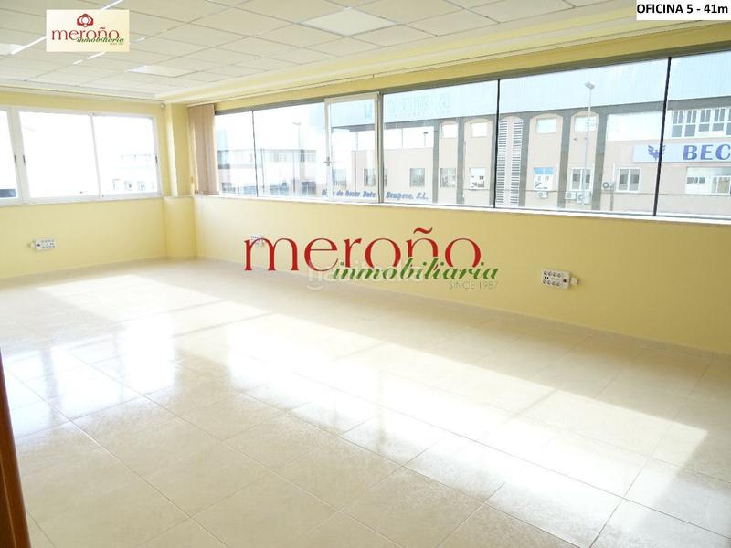 Foto d24d1c7c-938b-478c-8c8c-67421e2f1f9a. Rent office space in San Crispín Elche / Elx
