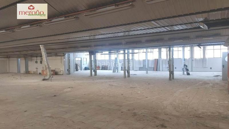Foto 8a5f3968-e20e-4698-8ce4-c2417067bc9f. Alquiler nave industrial nave sector v en Centro Elche / Elx