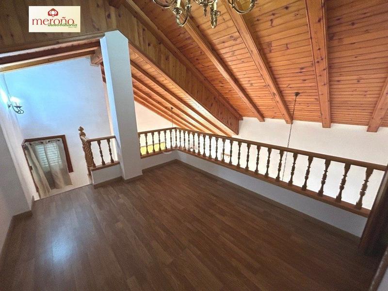 Foto 0a90bb87-cc34-460b-81bc-80fe8db1f5b1. Chalet mit parking pool in Alzabares Elche / Elx