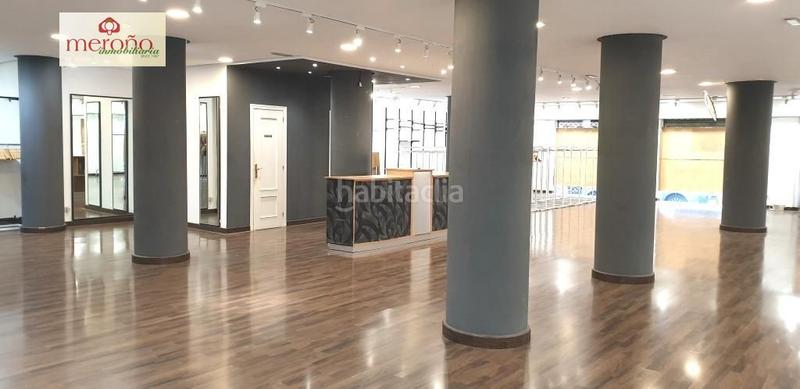Foto b5e07996-382a-4cc2-94e3-7141da22c453. Alquiler local comercial local plaza barcelona en Elche / Elx