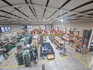 Nau industrial a Jubalcoi. Nave poligono torrellano