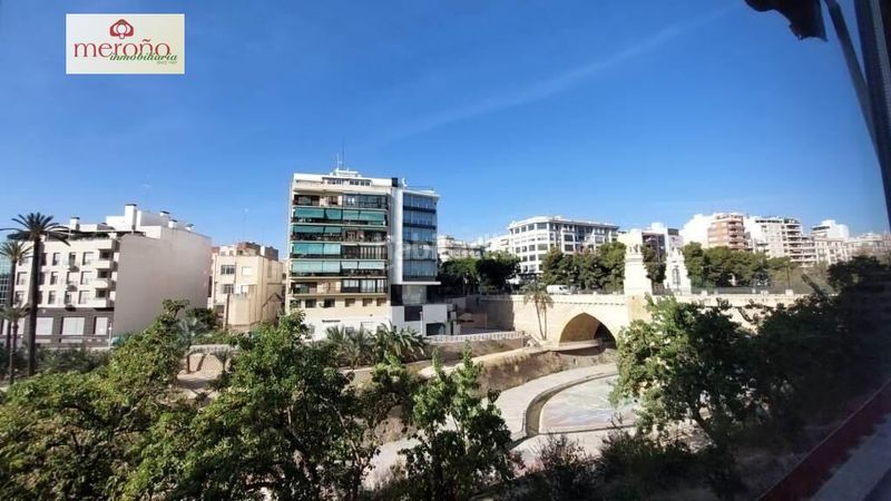 Foto 35a0ce46-9aa5-48dd-ad5c-b179a412fef5. Local comercial a Centro Elche / Elx