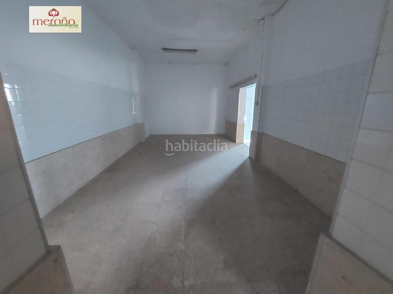 Foto e8a9e839-9a5d-4ed3-aef6-c90f0927e638. Fabrikhalle in Albatera