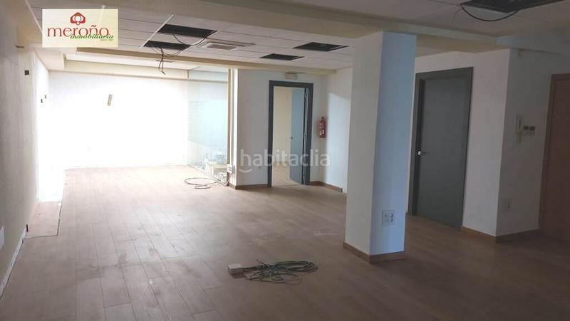 Foto 628f8fbb-e033-48f2-a304-f7521a593dc2. Alquiler local comercial local Centro en Centro Elche / Elx