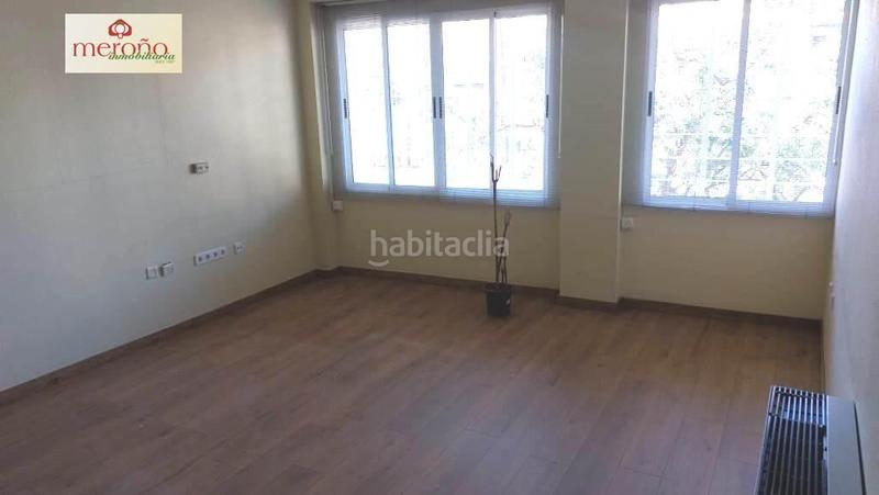 Foto 708e7c98-6b0d-4804-a078-f4a155570d6b. Alquiler local comercial local Centro en Centro Elche / Elx