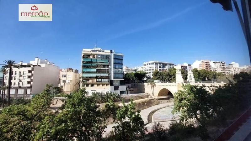 Foto fd595e48-2e63-45df-9589-62577e2edee2. Lloguer local comercial a Centro Elche / Elx