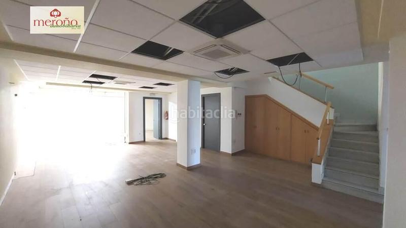 Foto 74938d15-22b5-448a-84a8-acee6aca2820. Rent business premise in Centro Elche / Elx