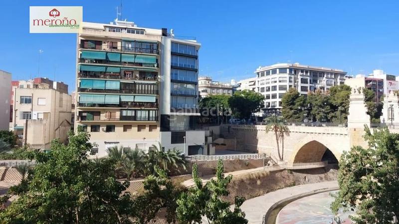 Foto 77d415a2-51d1-4a82-be26-cee93035dbfa. Rent business premise in Centro Elche / Elx