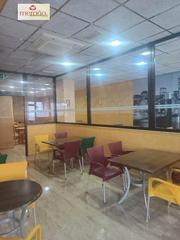 Lloguer Local Comercial a Plaza Crevillente - Antiguos Juzgados - El Asilo. Local plaza crevillente