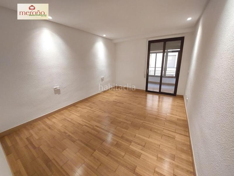 Foto f5e87f00-bf00-4034-b2e4-80f506b6ec0d. Location appartement dans Centro Elche / Elx