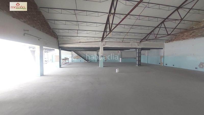 Foto 7dbb7b15-0770-4d1f-a550-409215068597. Rent industrial building in San Crispín Elche / Elx