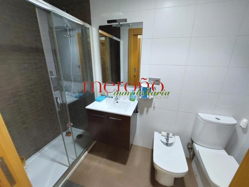 Foto 093c8428-72c9-4e74-985e-93cac15b8e1c. Etagenwohnung mit heizung parking pool in Sector V Elche / Elx