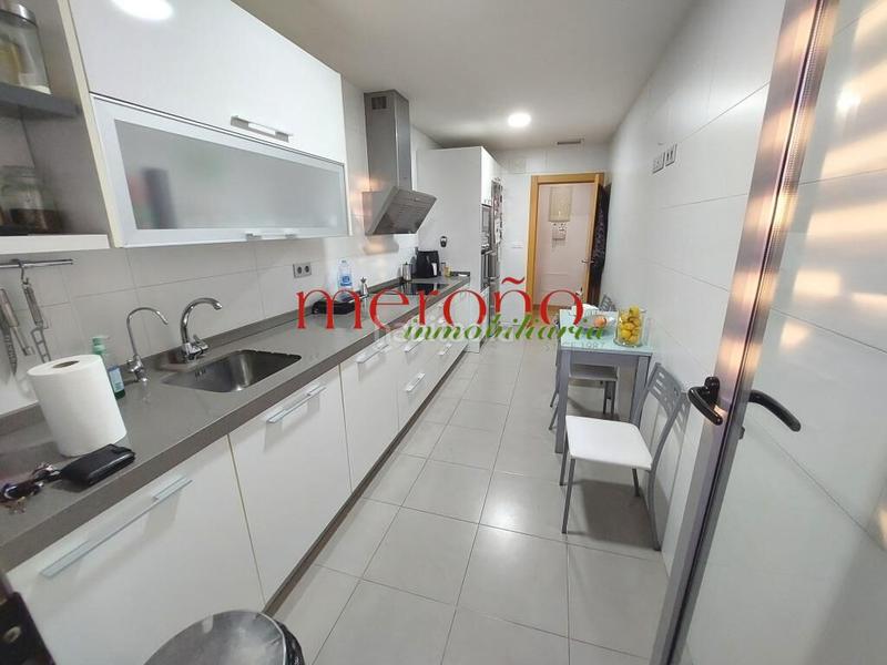 Foto 0a257ced-033c-498b-abe5-fa74a469c8fa. Etagenwohnung mit heizung parking pool in Sector V Elche / Elx