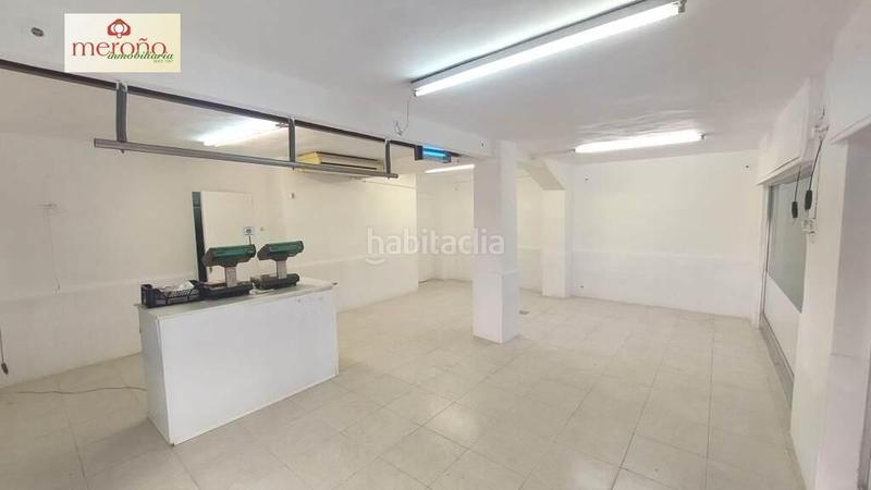Foto b535742e-eb79-4842-97e5-cf52ab53033b. Local comercial local zona asilo en Plaza Crevillente - Antiguos Juzgados - El Asilo Elche / Elx
