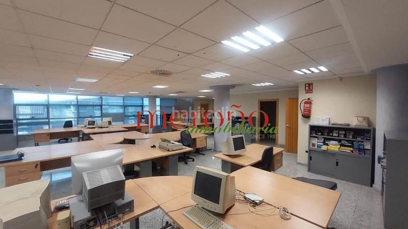 Foto 75f149c6-51d2-420f-902c-0d65b561f399. Rent office space in Sector V Elche / Elx