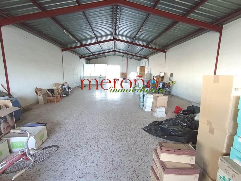 Foto a84b7a49-fd44-4e03-b2a6-7634049029e2. Miete fabrikhalle in San Crispín Elche / Elx