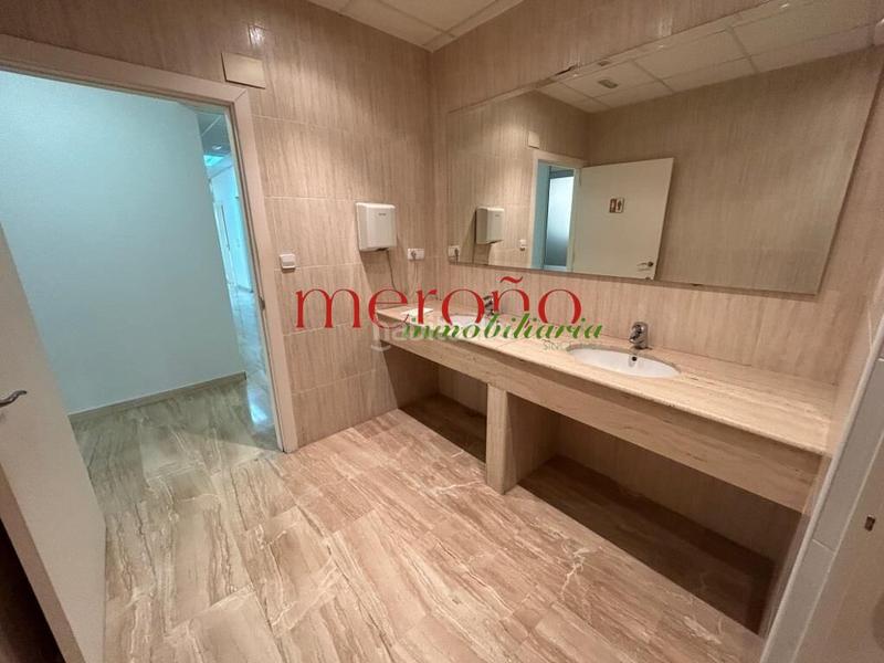 Foto d041fea0-0a4b-4ed2-af6a-6958a4d5fec4. Alquiler oficina  poligono Torrellano en Torrellano Elche / Elx