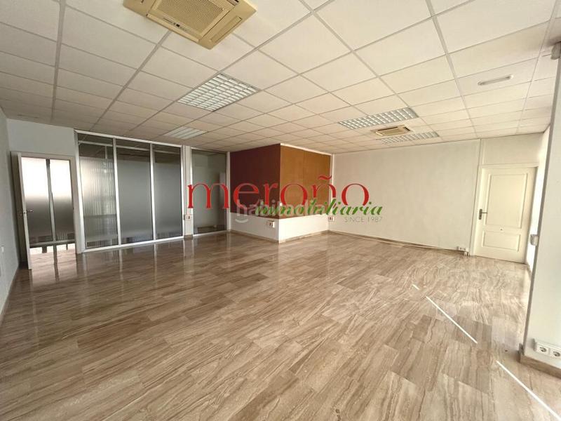 Foto 5efb959e-fae6-4d48-90aa-d53ab8043c09. Miete büro in Torrellano Elche / Elx