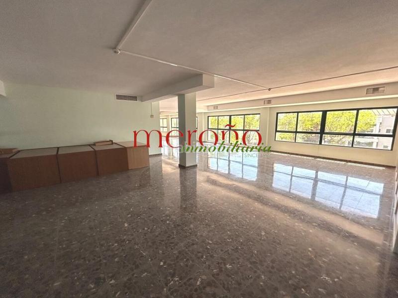 Foto 221ec913-8d52-4bca-bdab-8d3077b94d8b. Rent office space with heating in Torrellano Elche / Elx