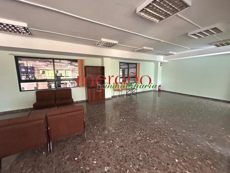 Foto ff3ed3dd-4829-4947-a6e7-20bfa2c59645. Rent office space with heating in Torrellano Elche / Elx