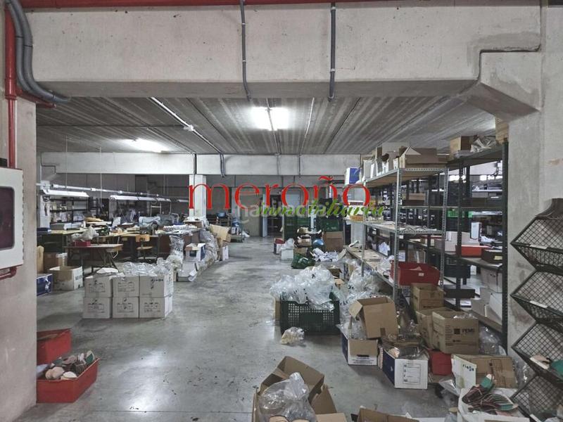 Foto e0c4a78e-37f6-4373-83a7-91efb1c9639f. Capannone industriale in Plaza Castelar - Mercado Central Elda