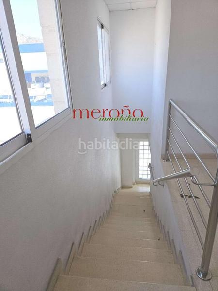 Foto fb8cd5d2-4985-4f84-a7b3-7e756733df1e. Capannone industriale in Plaza Castelar - Mercado Central Elda