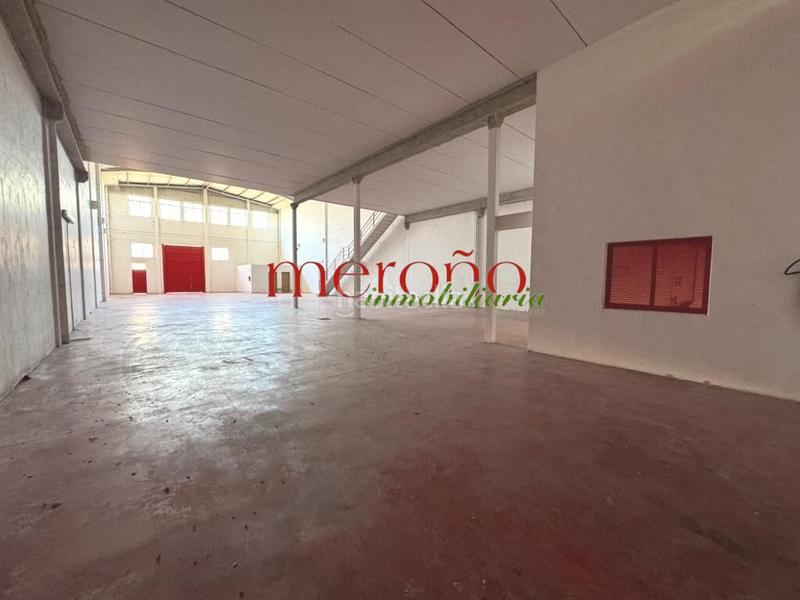 Foto 7d274cec-0a49-4476-969d-b7e4a3df5d96. Alquiler nave industrial nave poligono torrellano en Elche / Elx