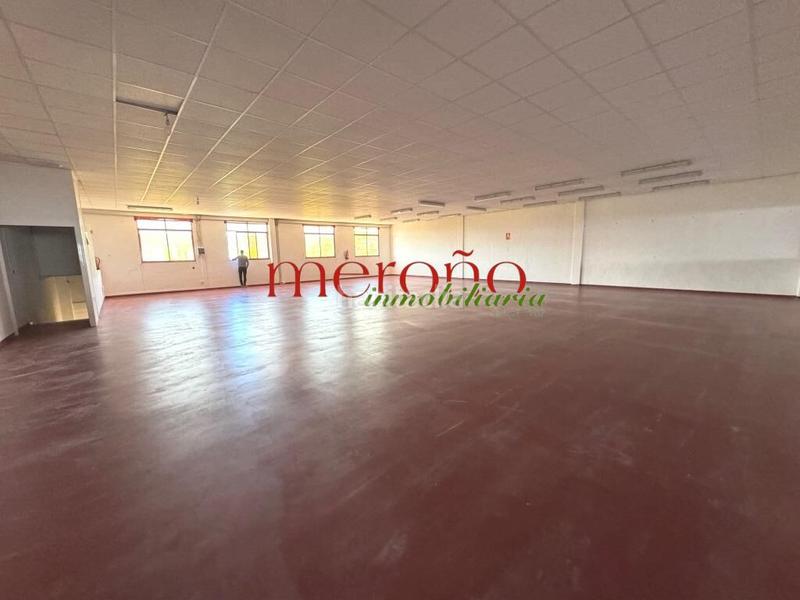 Foto 81bb9ff5-b5af-486c-9007-3e8c1463333e. Rent industrial building in Jubalcoi Elche / Elx