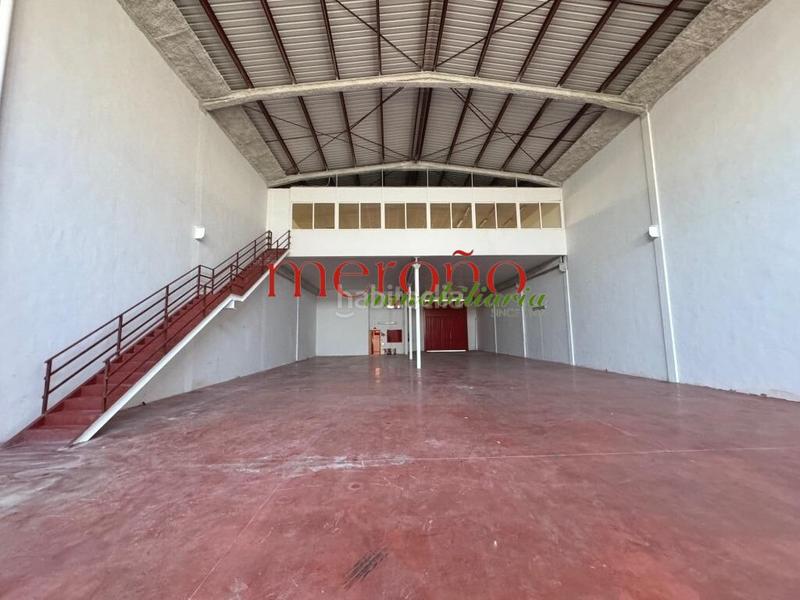 Foto e38cc407-1cb2-4072-abb1-e28f995898d4. Rent industrial building in Jubalcoi Elche / Elx