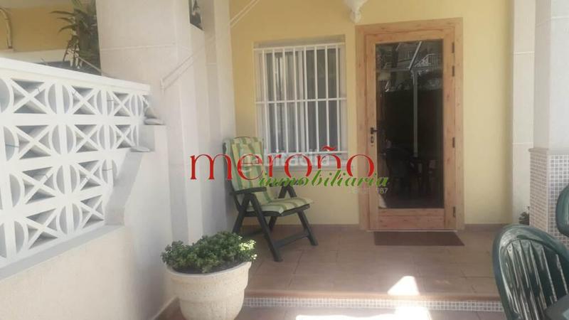 Foto 628c3326-5e4b-42f3-b9cf-c44e541e92f5. Location rez-de-chaussée dans Gran Playa Santa Pola