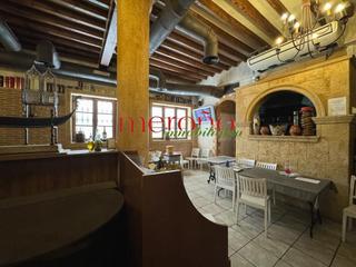 Rent Business premise in Centro. Local centro