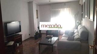 Pis a Carrús Este. Vivienda plaza barcelona