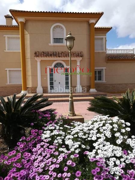 Foto 1e2b2423-66fe-4086-9400-421c913b228c. Chalet with parking in Alzabares Elche / Elx