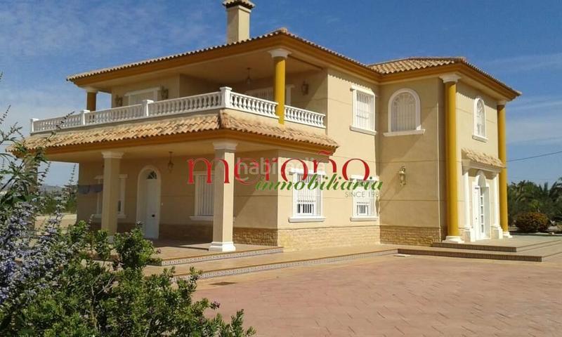 Foto c8517da5-4cbf-4e0c-abe5-d9c34f9c4f9f. Chalet with parking in Alzabares Elche / Elx