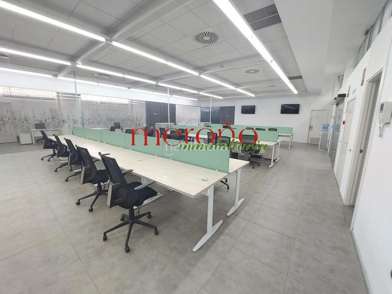 Foto e7f5ca2d-9e37-46a1-86a2-74cab1d2fe74. Miete büro in Alzabares Elche / Elx