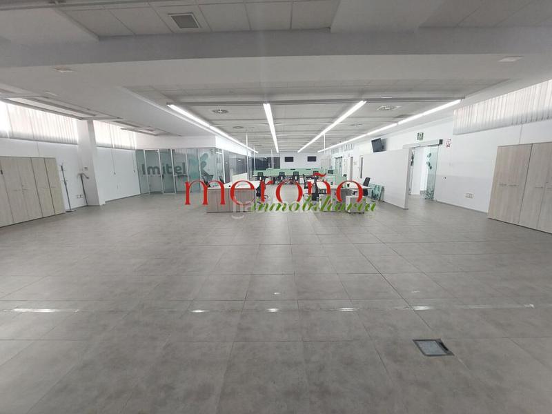 Foto efeabb31-91bb-4cec-b3bd-574538ffcd40. Miete büro in Alzabares Elche / Elx