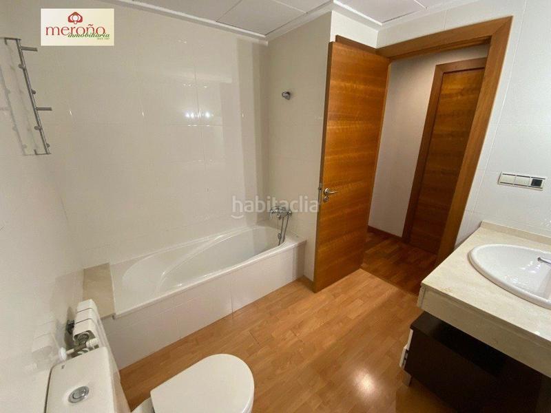 Foto c4e71217-2fc3-4127-9397-eeea15f836e2. Rent flat with heating parking in Centro Elche / Elx