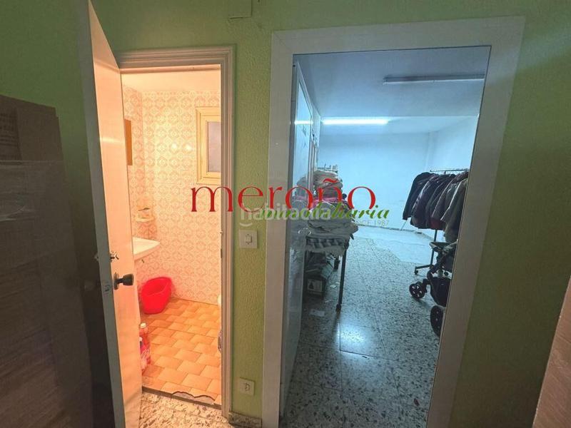 Foto 05c44d8e-6a15-4da3-bc86-5d10b61fad55. Alquiler local comercial local plaza madrid en Carrús Oeste Elche / Elx