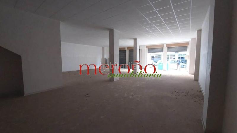 Foto 6225bc52-b5da-4c21-8367-87014bb6942d. Alquiler local comercial local plaza madrid en Peña de las Águilas Elche / Elx