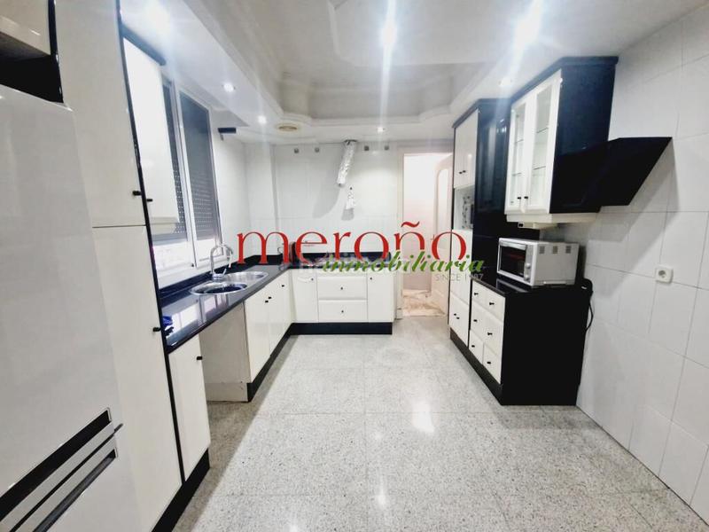 Foto 0b5fffee-afaf-4d89-b3c0-8727c41c785e. Piano terra con riscaldamento parcheggio in Centro Elche / Elx