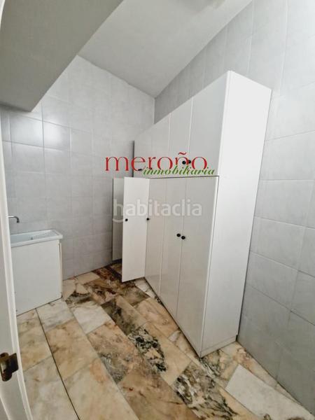 Foto 2842873a-9fb0-49ca-9705-ed762b053a62. Piano terra con riscaldamento parcheggio in Centro Elche / Elx