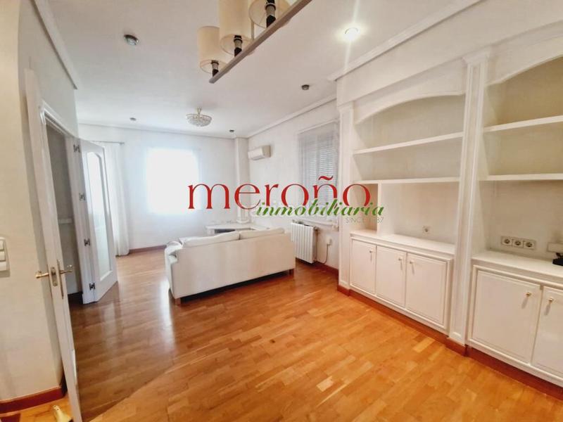 Foto 2d842e36-d283-4066-af29-b3b98407c40e. Piano terra con riscaldamento parcheggio in Centro Elche / Elx