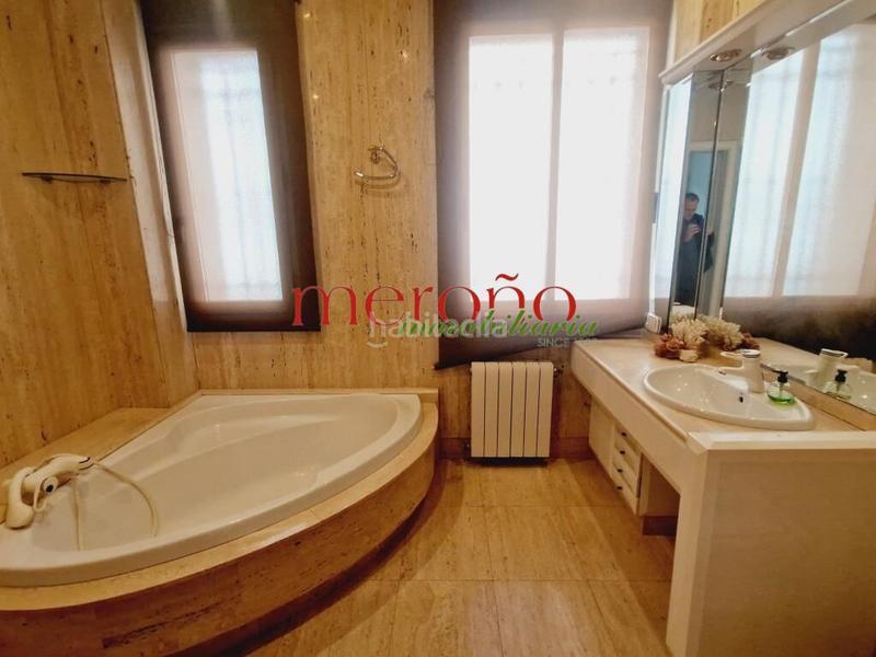 Foto daf32507-bc0f-4483-a06f-45a130796bbf. Piano terra con riscaldamento parcheggio in Centro Elche / Elx