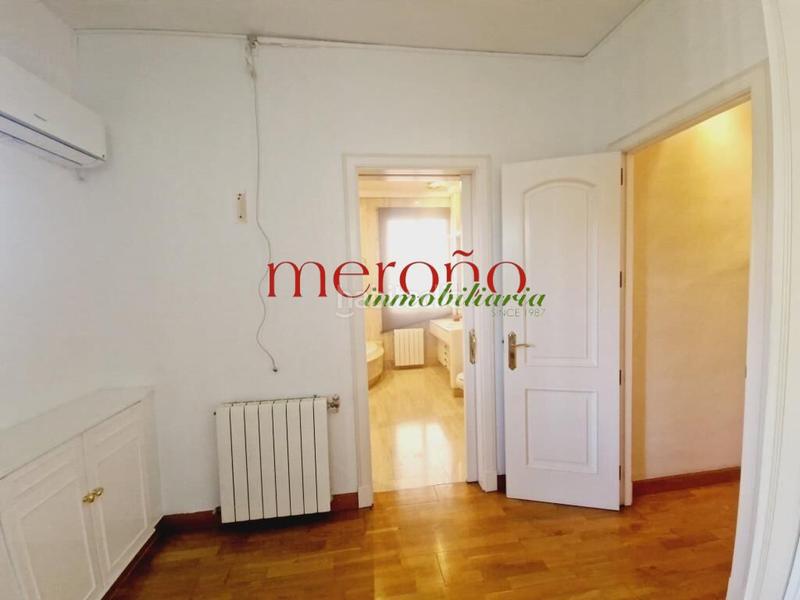 Foto fbf6859a-a027-4a87-864b-14a096f11ebd. Piano terra con riscaldamento parcheggio in Centro Elche / Elx