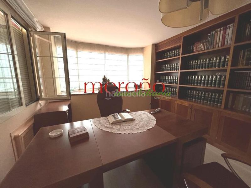 Foto a2217b6c-330e-4f6a-a08a-6b055e12f2e8. Xalet amb aparcament piscina a Alzabares Elche / Elx