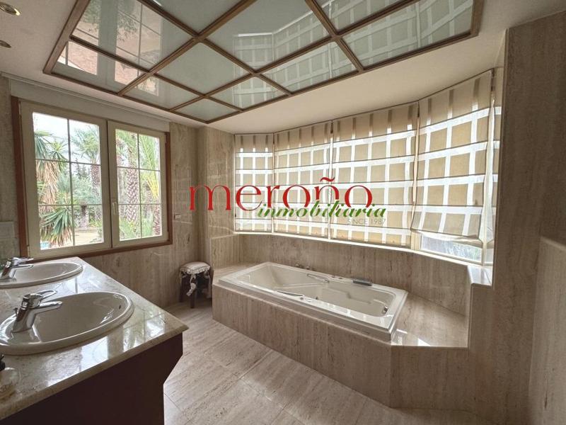 Foto c199eaf5-b456-473b-a4e7-149f29441747. Xalet amb aparcament piscina a Alzabares Elche / Elx