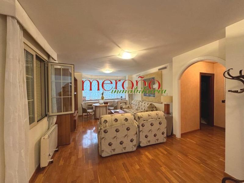 Foto d01733f1-db64-49e6-a12f-b2400bc74110. Xalet amb aparcament piscina a Alzabares Elche / Elx