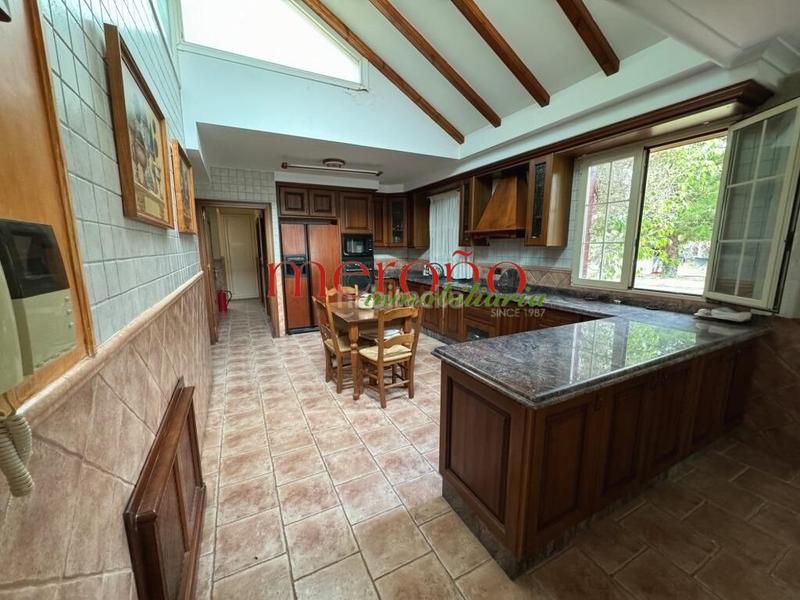 Foto e1ca93cb-f0f3-4abb-aa33-9f4d980a0e0b. Xalet amb aparcament piscina a Alzabares Elche / Elx