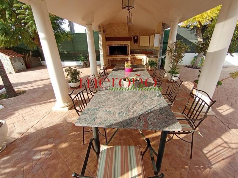 Foto 4465a257-7b46-456b-b8fb-dbcc76303392. Miete chalet mit heizung parking pool in Crevillente